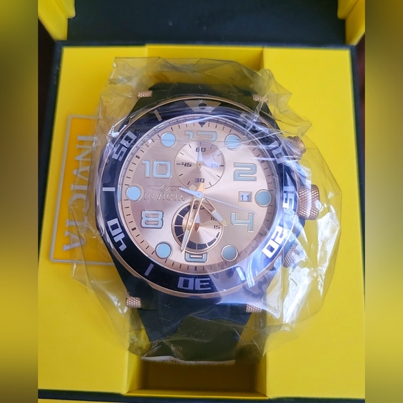 NEW Invicta Pro Diver Mens Watch 17815, 50mm Steel Case, Polyurethane Black Band